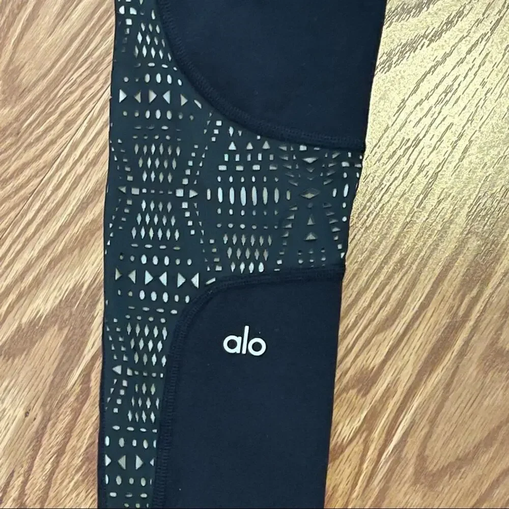 Alo Laser Cut Legging Black Size Small